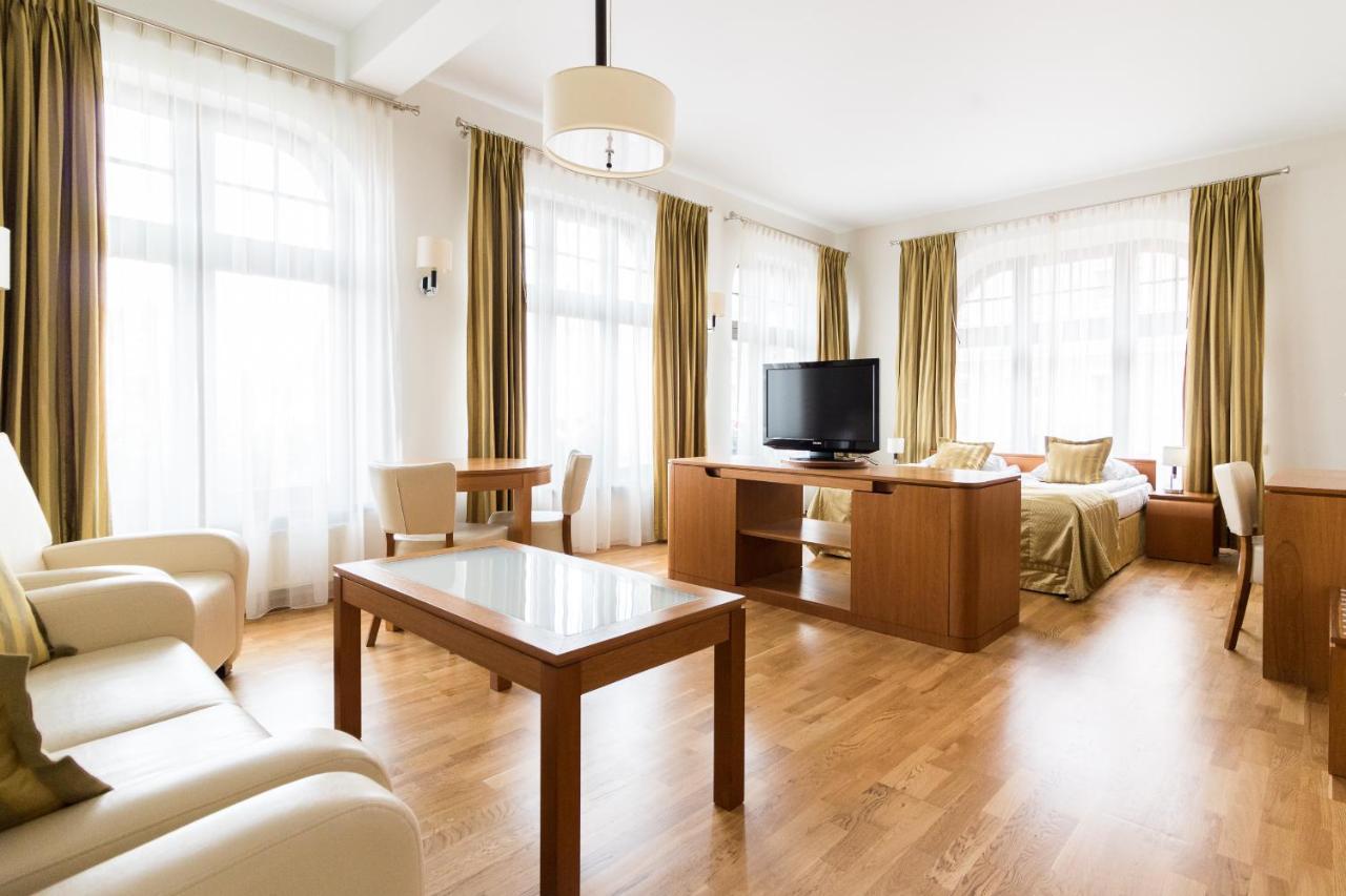 Hotel Vabank Golub-Dobrzyń Extérieur photo