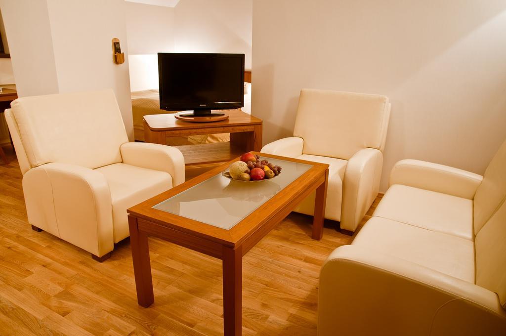 Hotel Vabank Golub-Dobrzyń Extérieur photo