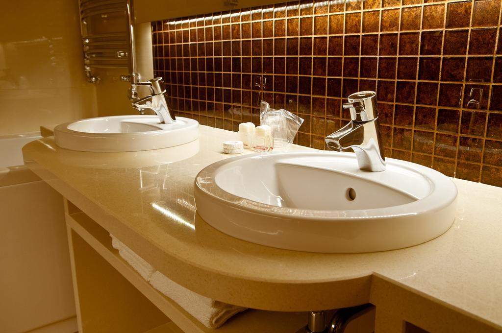 Hotel Vabank Golub-Dobrzyń Extérieur photo